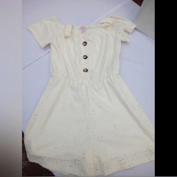 Romper - Picture 1 of 2